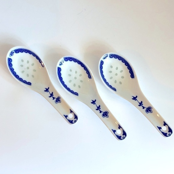 Beautiful porcelain soup spoons - Picture 3 of 9